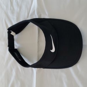 Black Nike Women's Featherlite Dri-Fit Visor